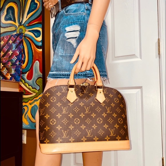 🛑SOLD🛑👜👜👜Authentic Alma PM in Monogram - Picture 12 of 16
